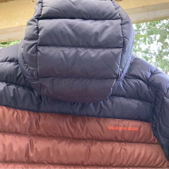 Women’s Cotopaxi Fuego Down Hooded Jacket - Picture 3 of 6